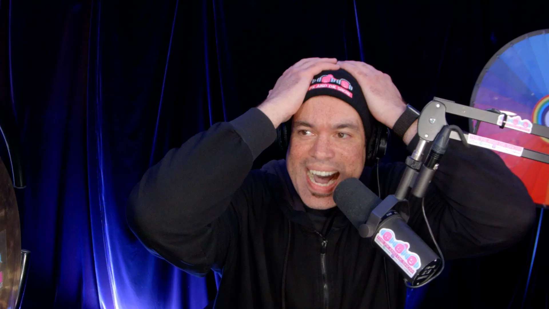 Duryan hands on head