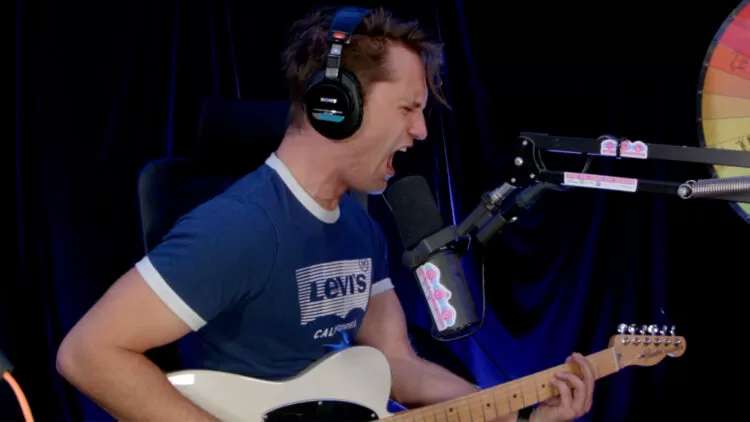 AJ-Smith-Singing-1920